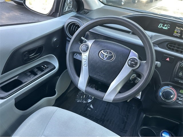 2014 Toyota Prius c Four